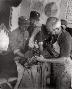 bethune-Dr. Bai Qiuen-operation-1938-model-hospital-songyankou