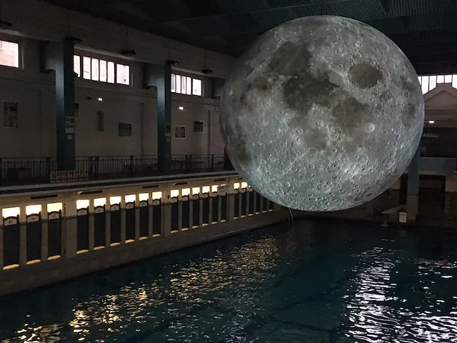 lune piscine rennes