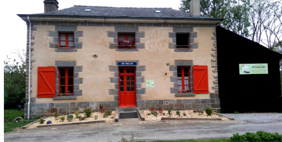 BRETAGNE MAISONS ÉCLUSIÈRES