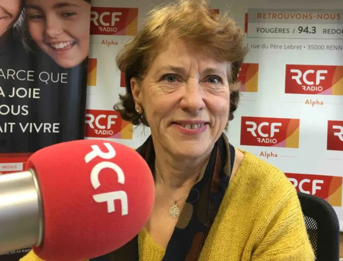 YOLAINE DE LA ROCHEFORDIÈRE