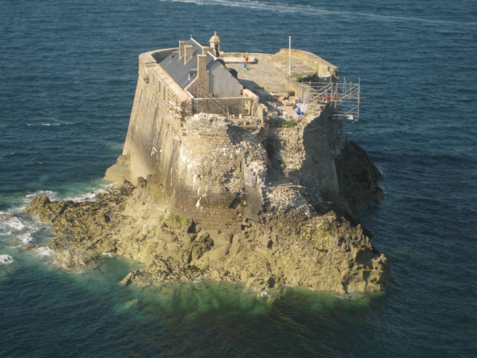 fort de la conchée saint-malo