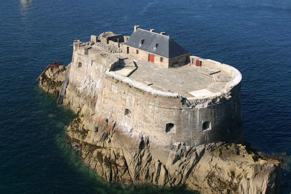 fort de la conchée saint-malo