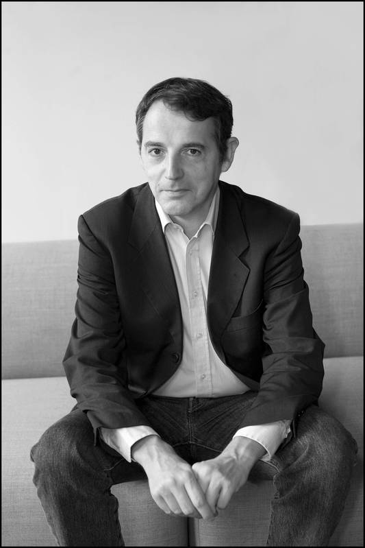 LA FRANCE SOUS NOS YEUX. UN ARCHIPEL DE NOUVEAUX MODES DE VIE PAR