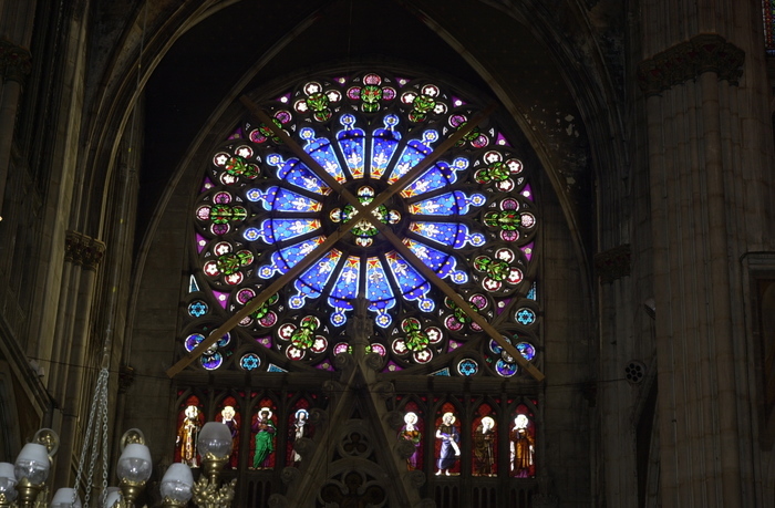 Découverte des vitraux d'une basilique du XIXe siècle de style néo-gothique Basilique Saint-Epvre Nancy
