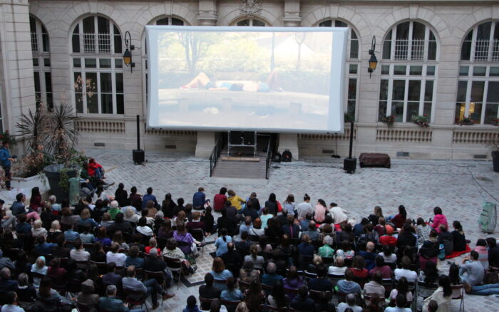 La Chaise et l'écran : profitez du cinéma en plein air dans le 11e Mairie du 11e Paris