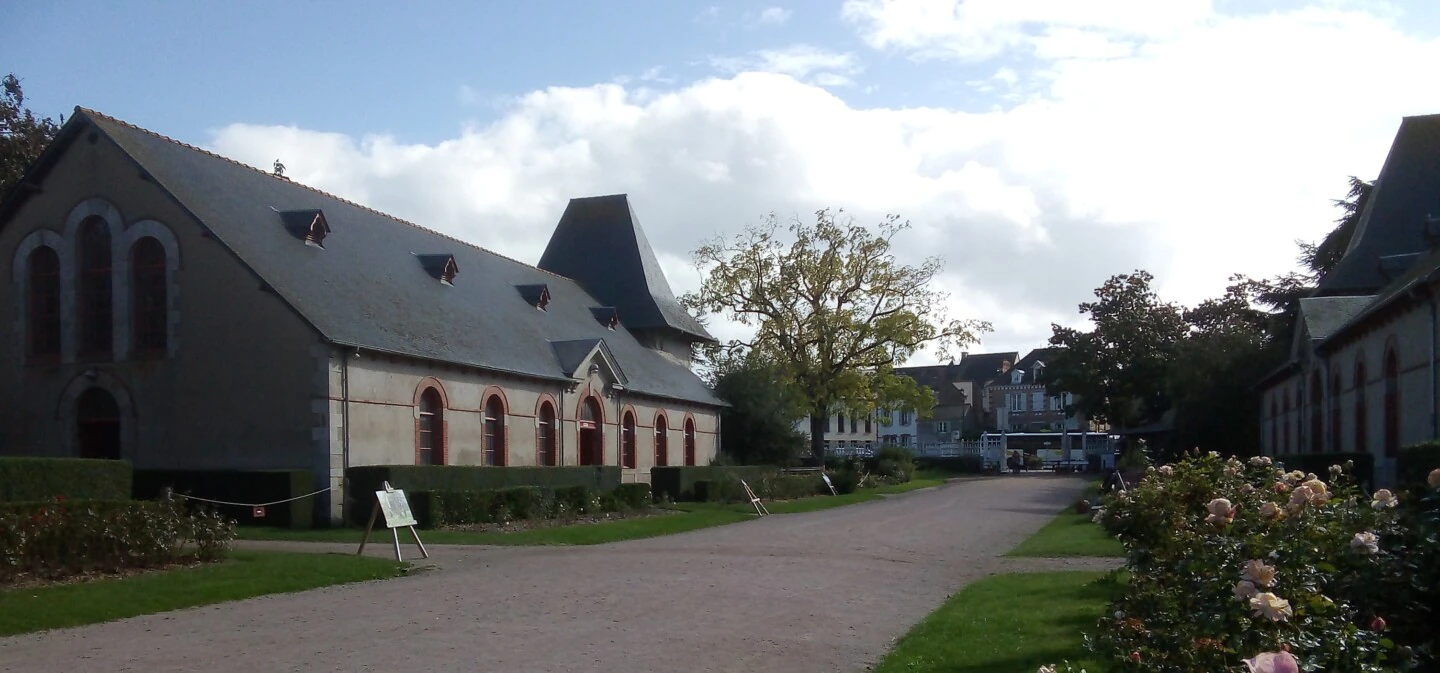 Musée Mathurin Méheut Lamballe 
