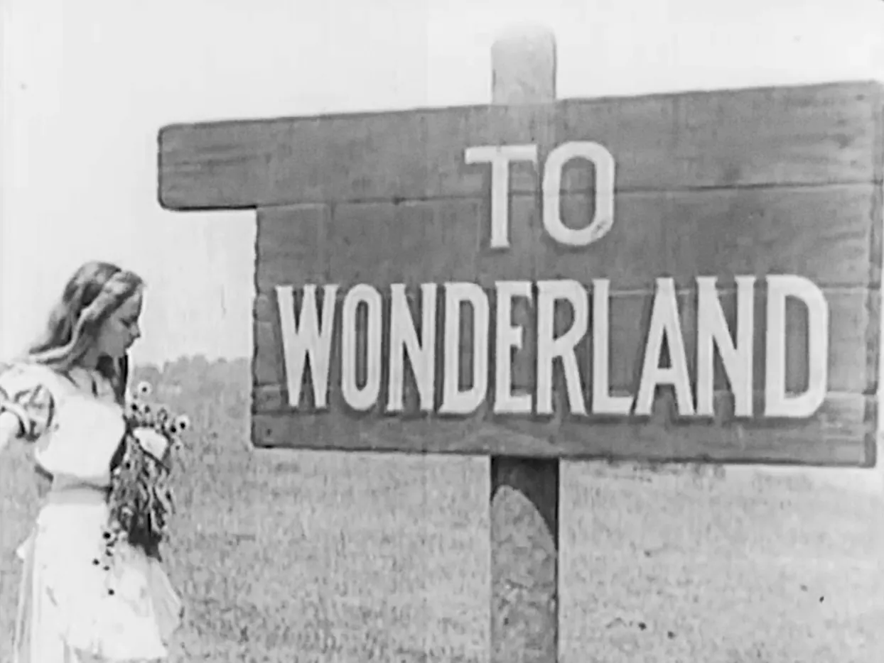 Alice in wonderland ciné-concert Transversales Clair obscur