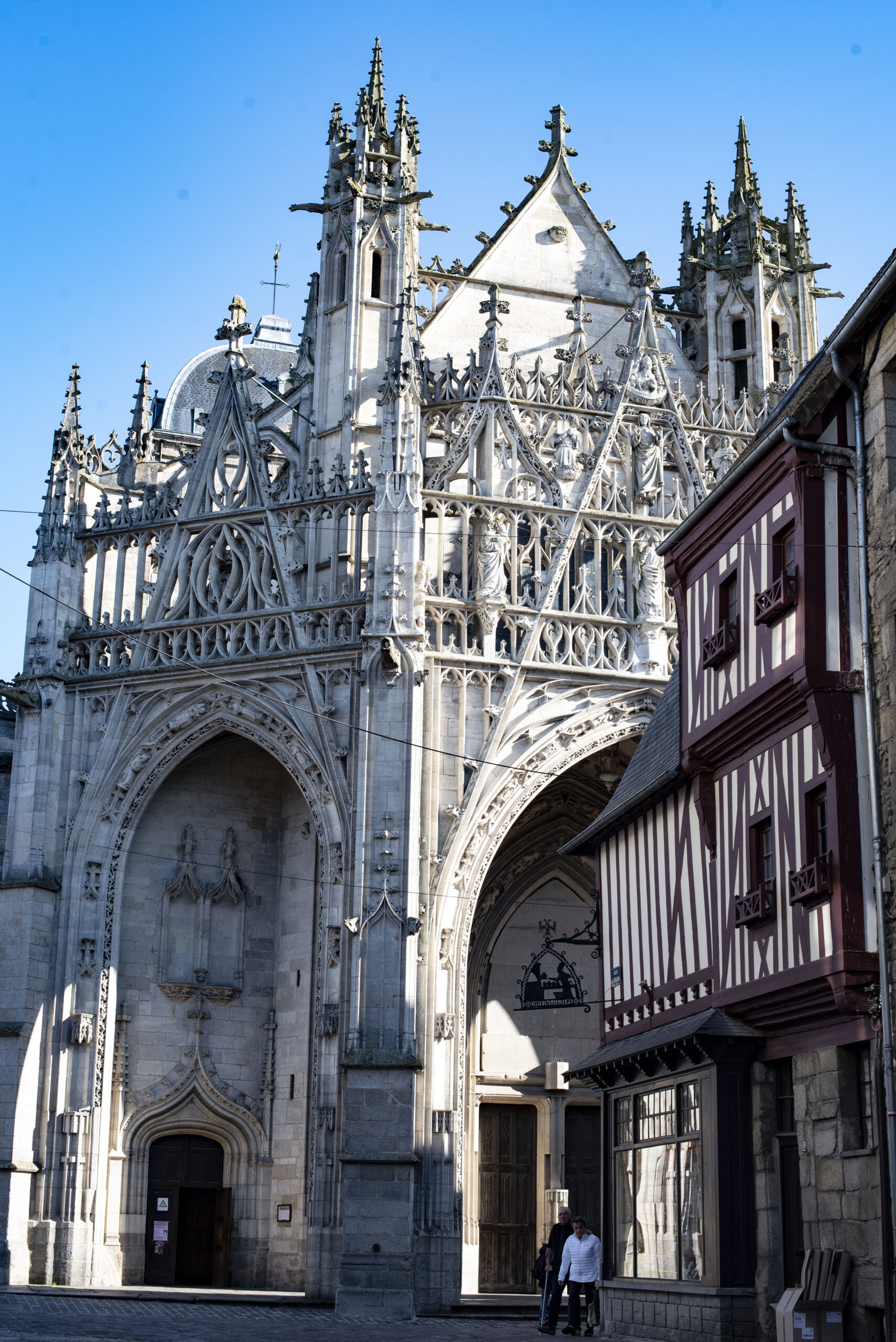 Visite guidée de la Basilique Notre-Dame d'Alençon