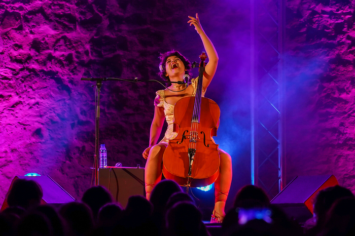 Ana Carla Maza en concert La Source Le Bouscat