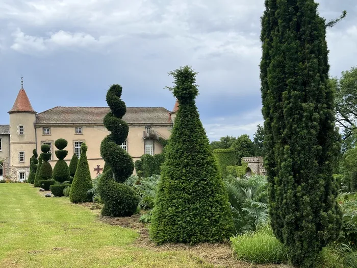 visite libre et guidée du jardin du château de Mons à Arlanc