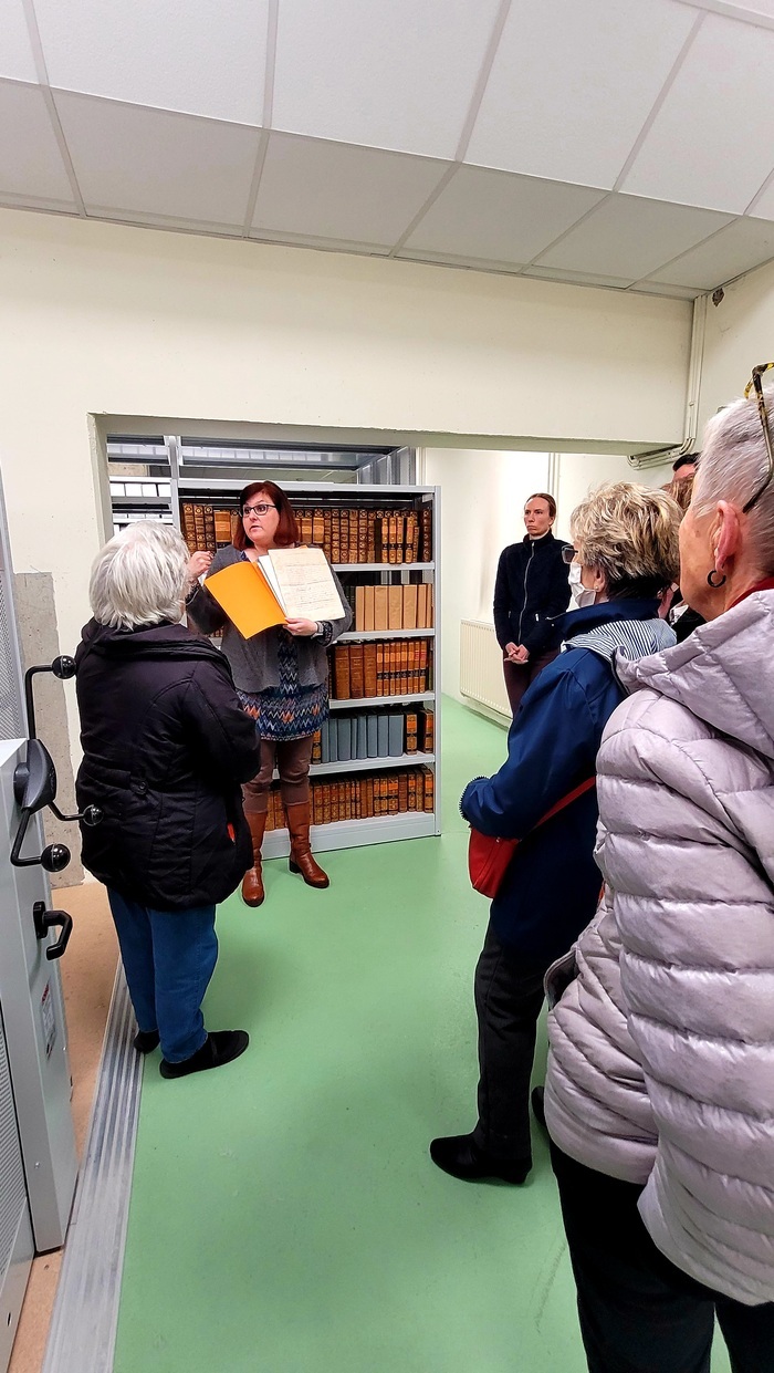 Ateliers seniors : Visite des archives municipales Mairie de Colomiers Colomiers