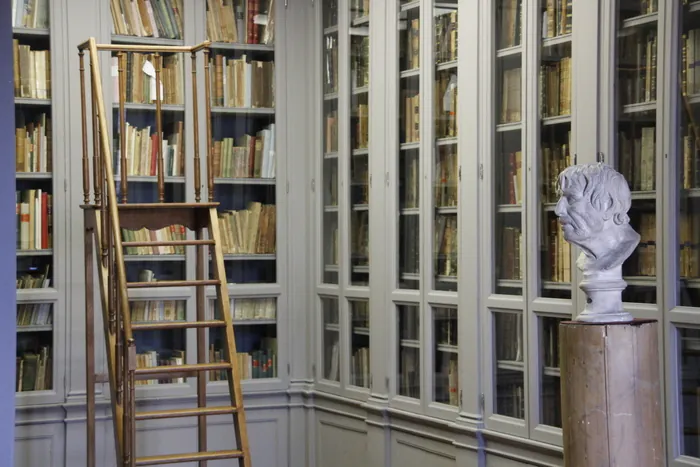 Visite libre : pause lecture Musée Alfred Canel Pont-Audemer