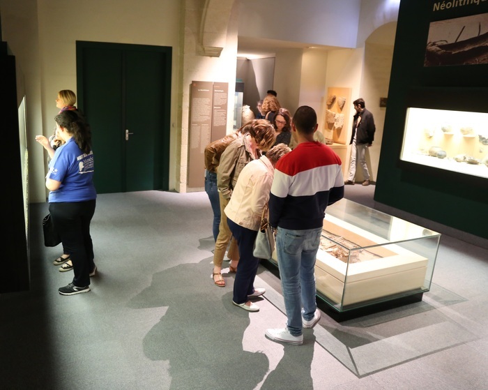 Les collections racontées par les élèves de l'université Paris-Dauphine Musée d'archéologie nationale et domaine national de Saint-Germain-en-Laye Saint-Germain-en-Laye