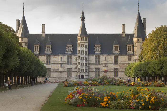Visite guidée - Le Palais Ducal Musée de la Faïence et des Beaux - Arts Fréderic Blandin Nevers