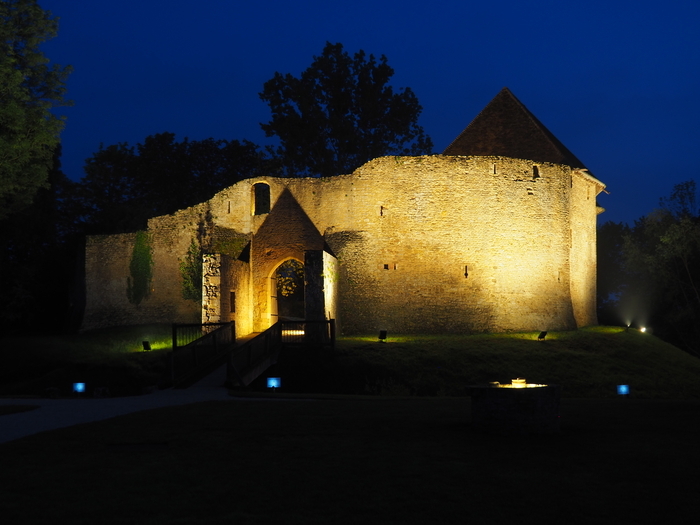 Visites guidées thématiques Musée fondation Schlumberger - château de Crèvecœur Mézidon Vallée d'Auge
