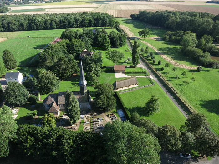 Visite libre de l'église Parc et jardins du château du Troncq Le Troncq