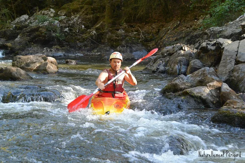 Été actif kayak en eaux vives