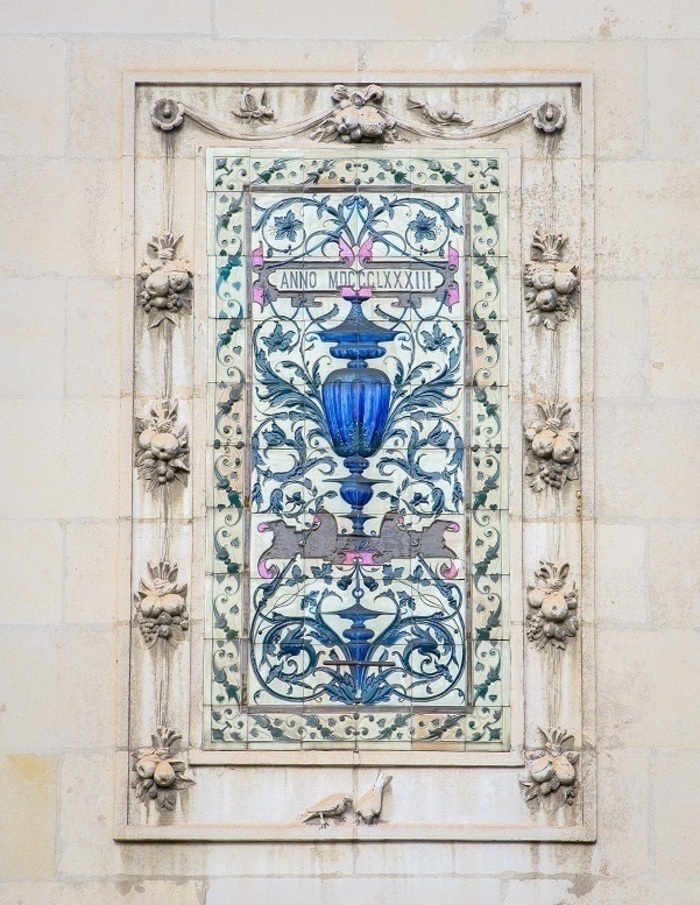 Le quartier des émailleurs : décors de façade Square des Émailleurs Limoges