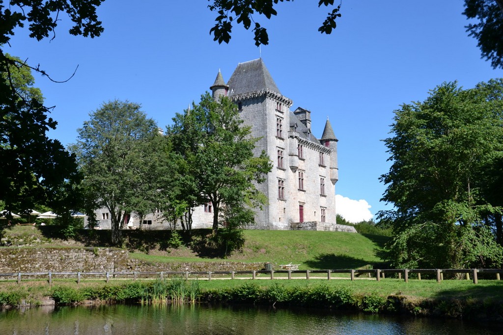 Circuit vélo loisir le château de Sédières Clergoux Nouvelle-Aquitaine