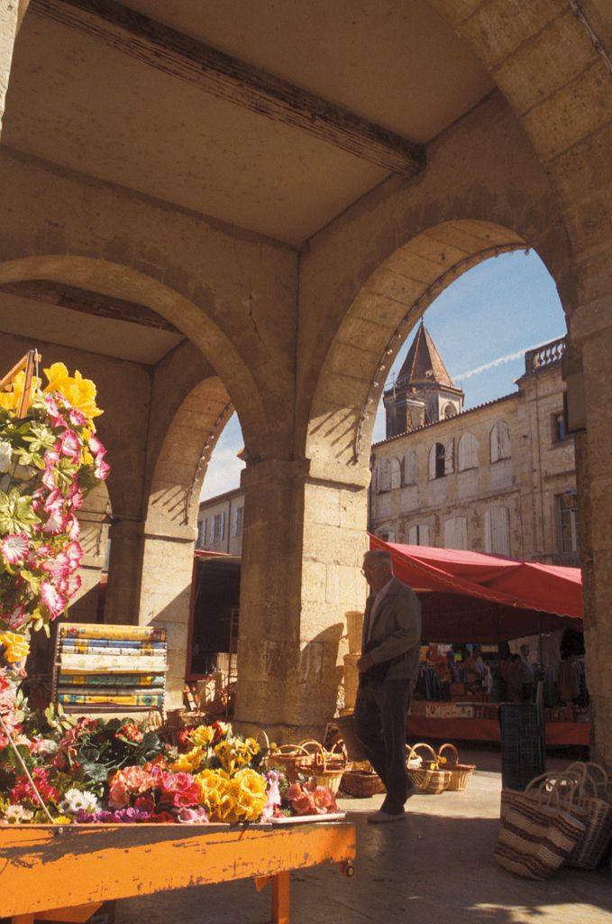 PR - QUAND ON MARCHAIT SUR LES CHEMINS Fleurance Occitanie