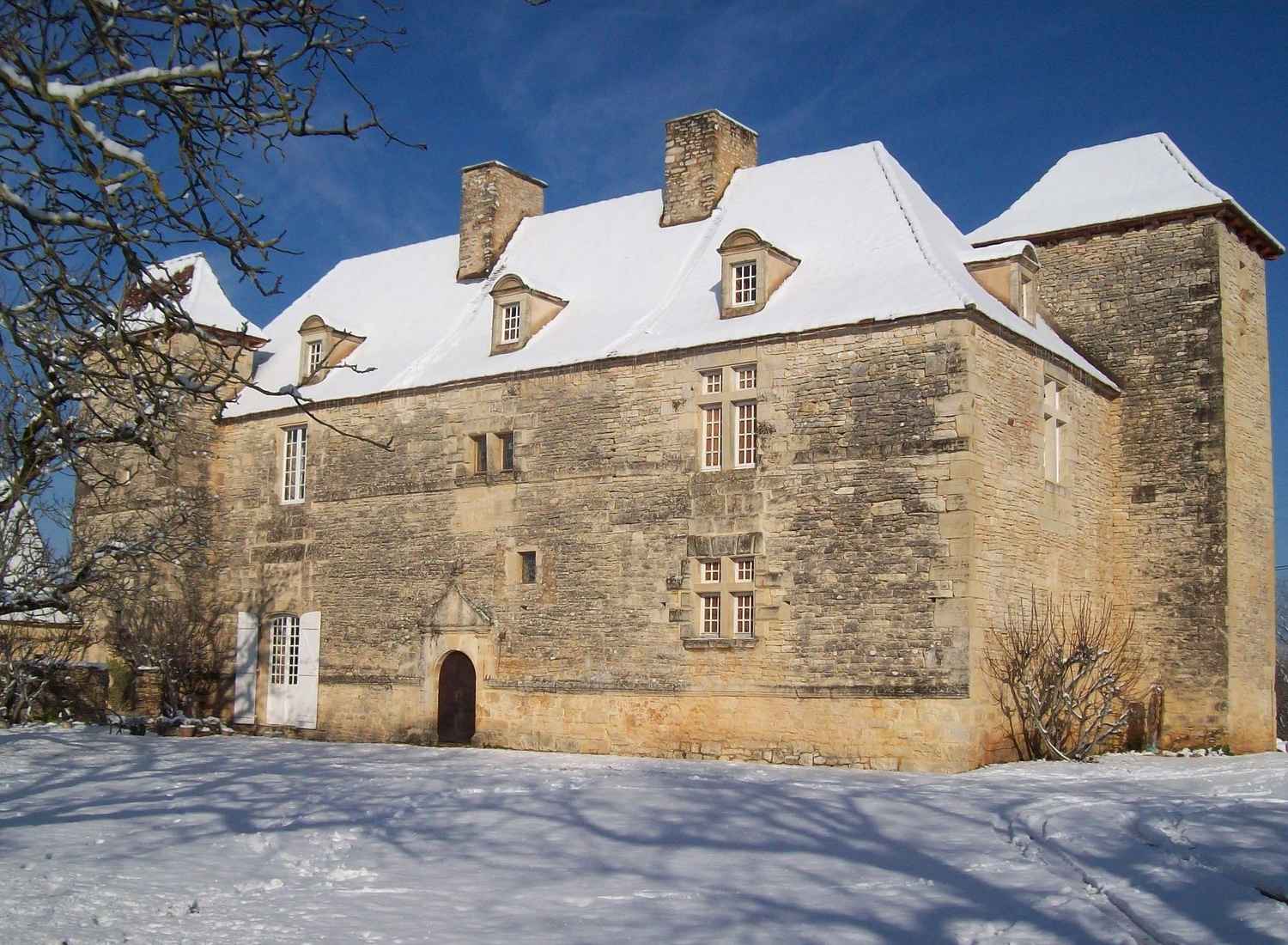 Venez découvrir les "Noëlies enchantées" dans le cadre du Château de Lantis !