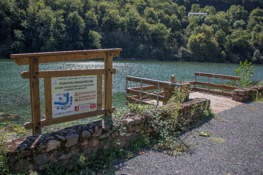 Lac de Lacroux ou de Lincou Réquista Occitanie