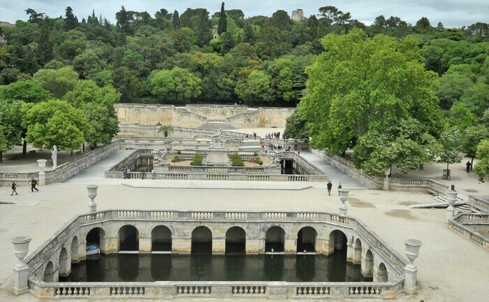 Bibliothèque verte Jardins de la Fontaine Nîmes