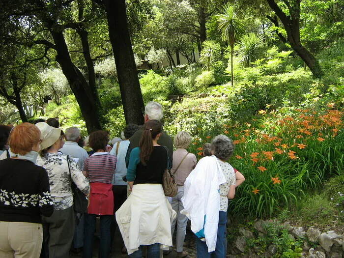 Balade nature contée Jardins de la Fontaine Nîmes