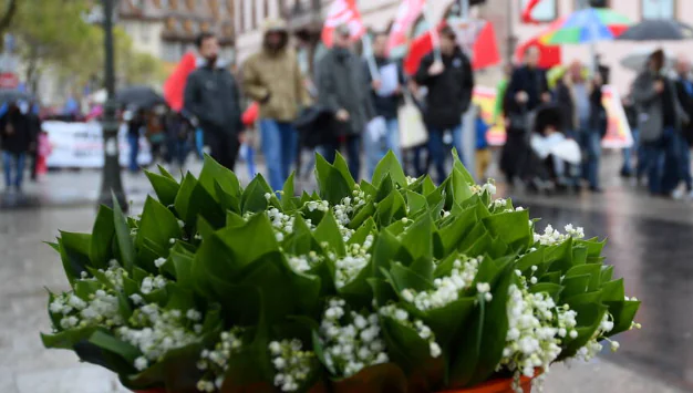 le 1er mai de la croix rouge