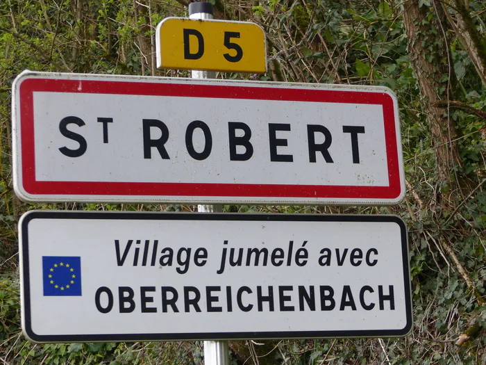 A la découverte des labels européens du territoire :                                  Golden du Limousin - Noix du Périgord SALLE ANDRE ROUSSEAU Saint-Robert