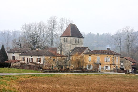 La boucle de Champeaux-et-la-chapelle-pommier Mareuil en Périgord Nouvelle-Aquitaine